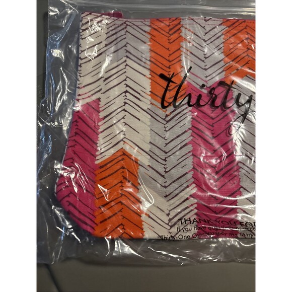Thirty-One 31 Zipper Pouch Feather Chevron New in Package Pocket Bag Thirty One - Picture 2 of 6